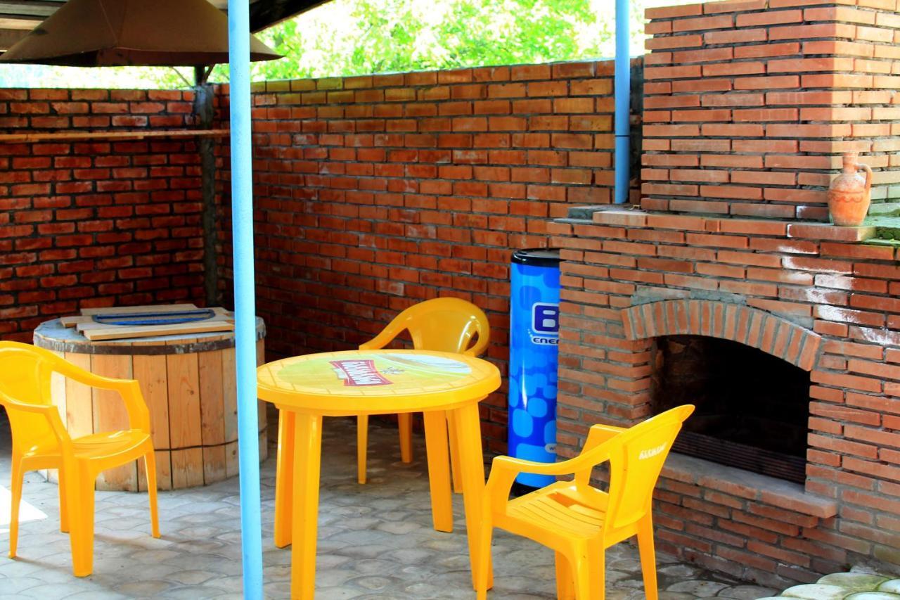 Lilia Guesthouse Sighnaghi Exteriör bild